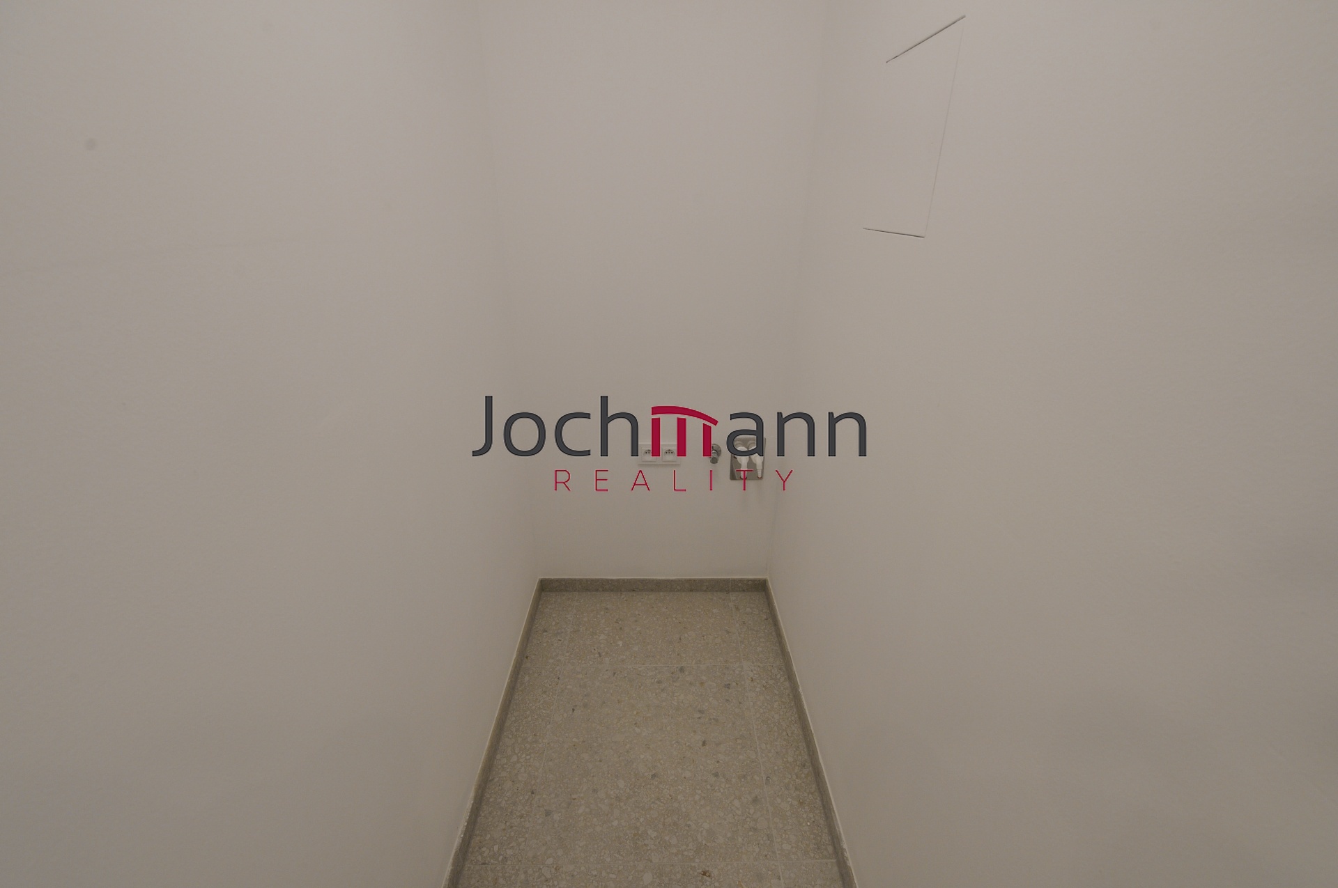 _D4N5482