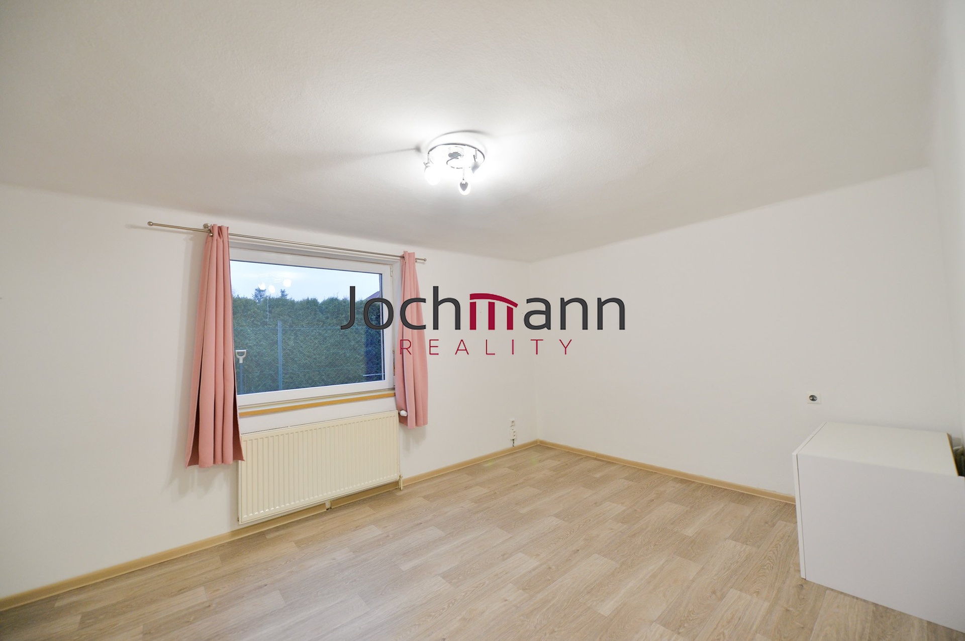 99DF148E-2765-4D43-B4EA-59BC6788E808