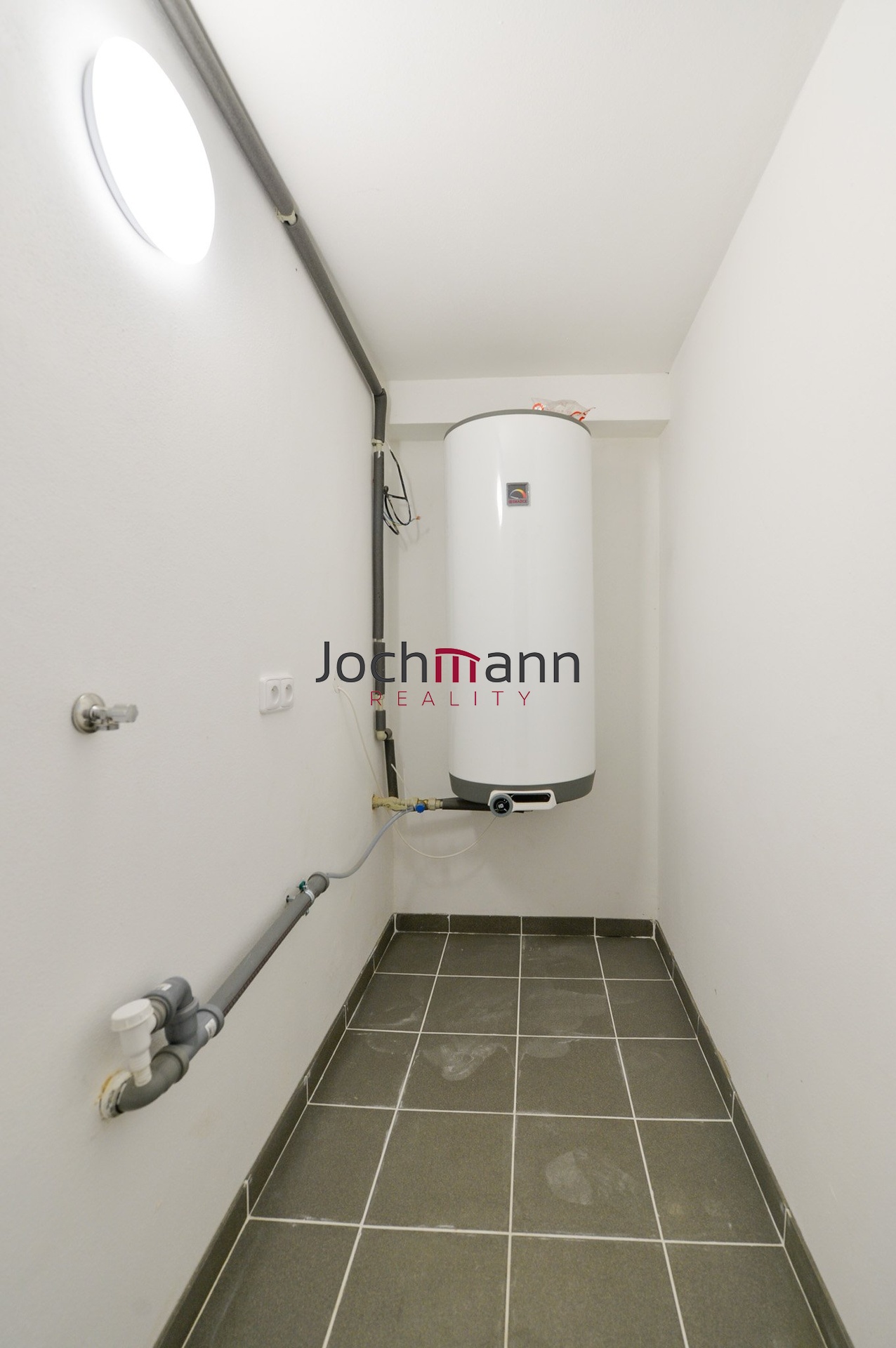 2569C5DA-AA9B-4967-9C3C-F1A04F1CA723