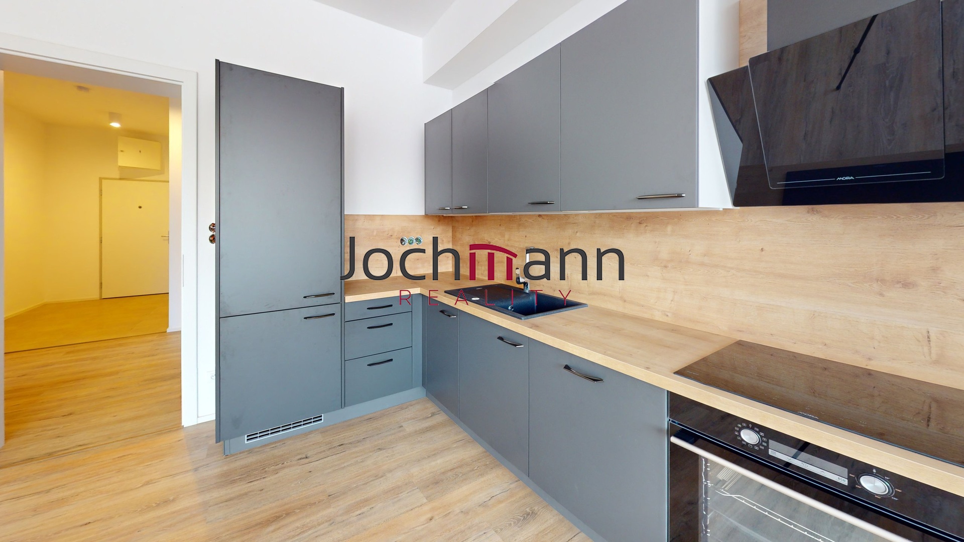 Kitchen (2)