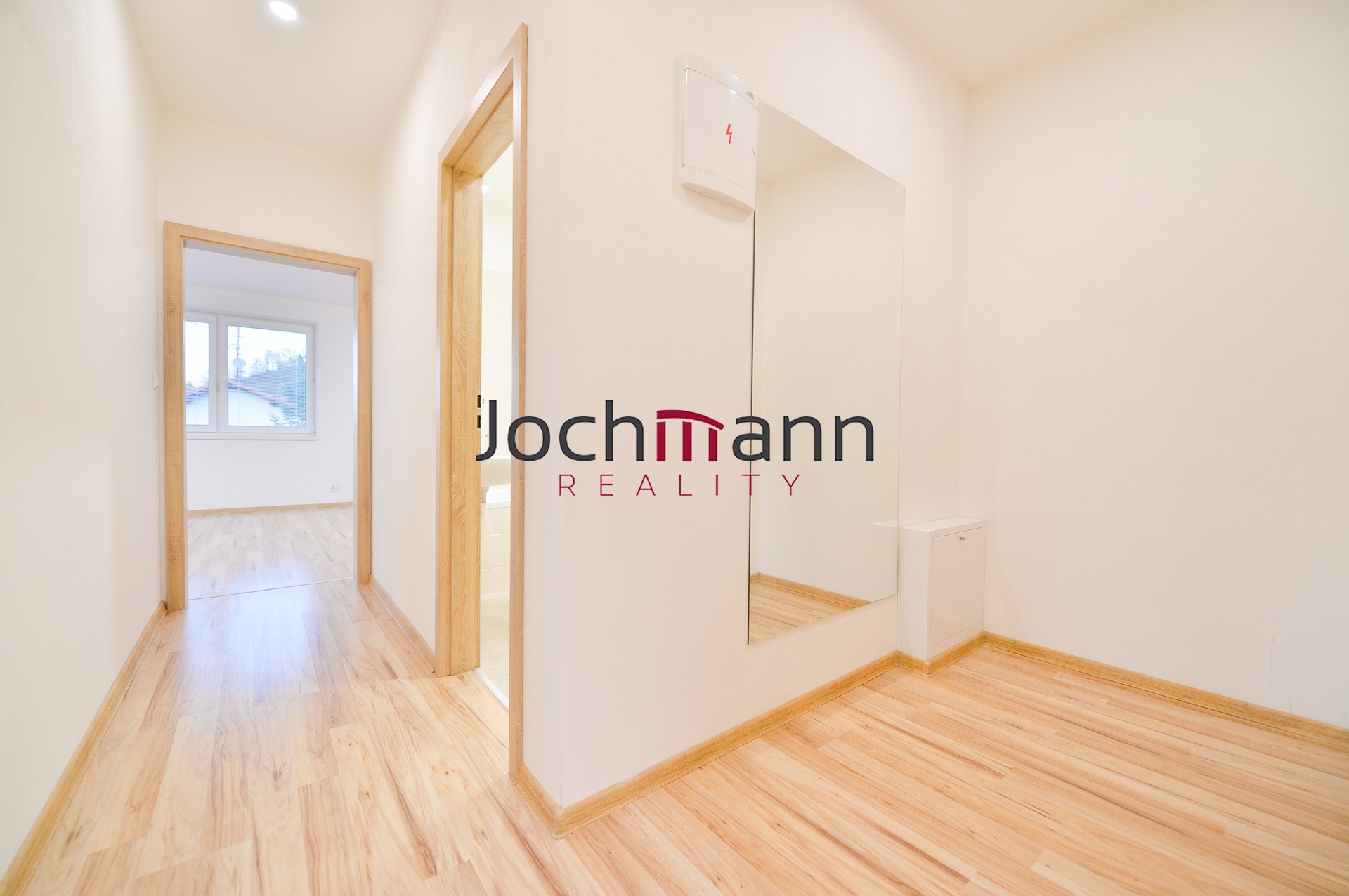 CF04FAE3-DFA3-4D0E-83CE-7448E620BD60