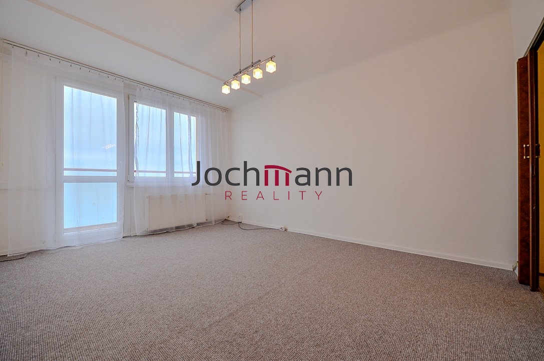 C14D0A97-CEE3-45DF-B373-3B203274B7EF_1_105_c