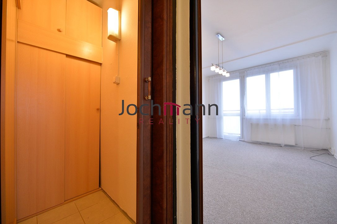 447F64F7-6085-4E62-8E09-F75A8E2C75E3_1_105_c