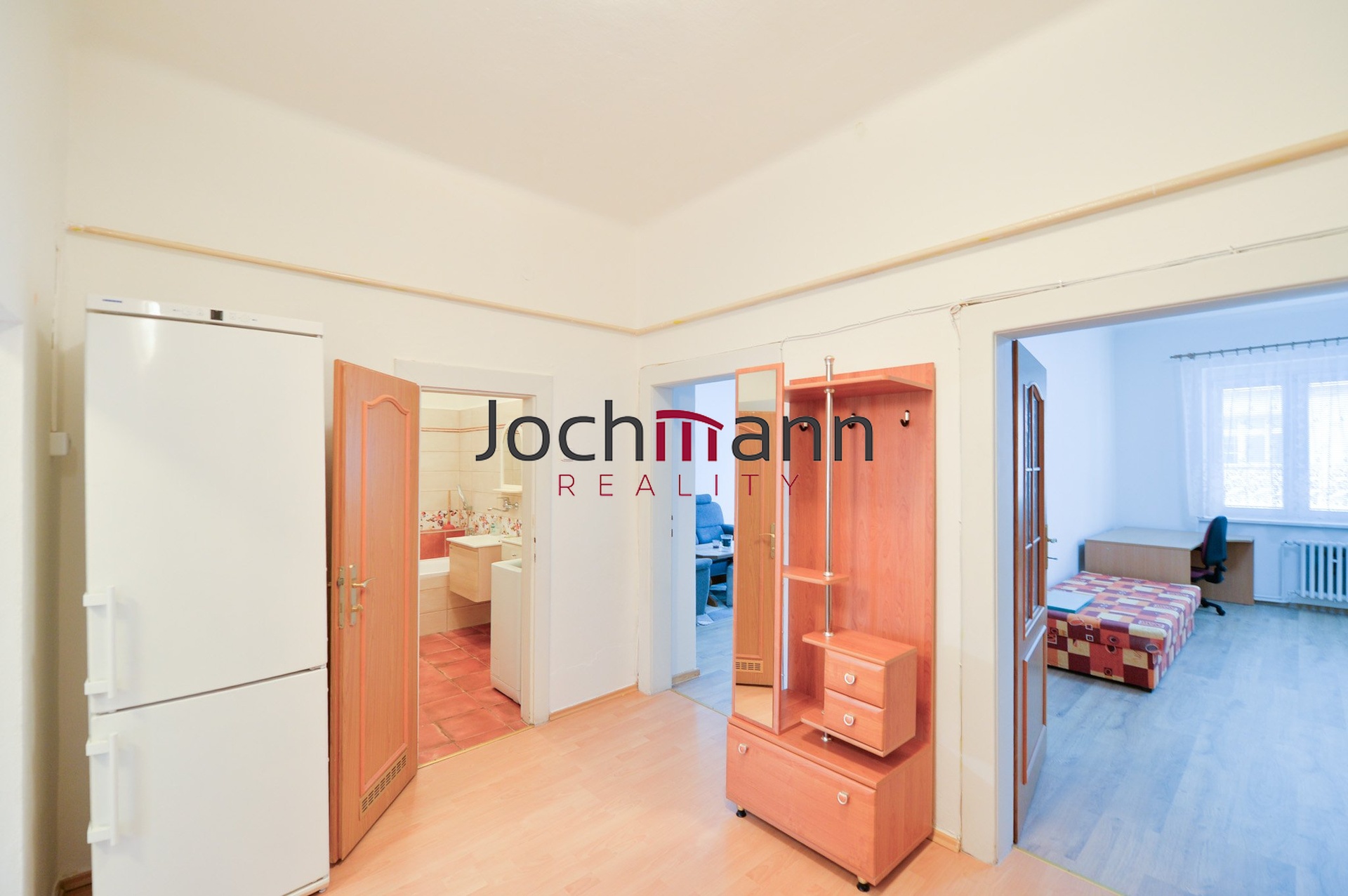 E1346F72-9E86-4E90-AAFD-2EF435F81D7F