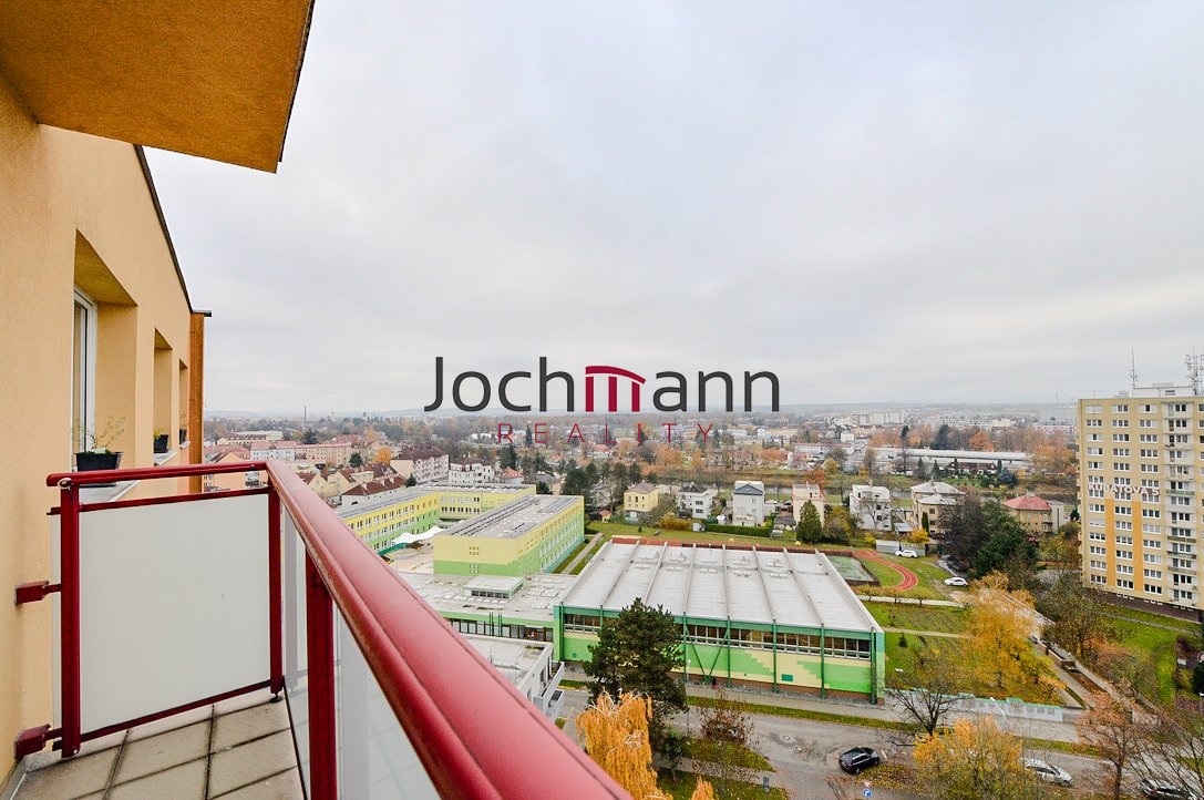 58FEABEB-7E60-4FCD-82AB-9D0F742A968D_1_105_c