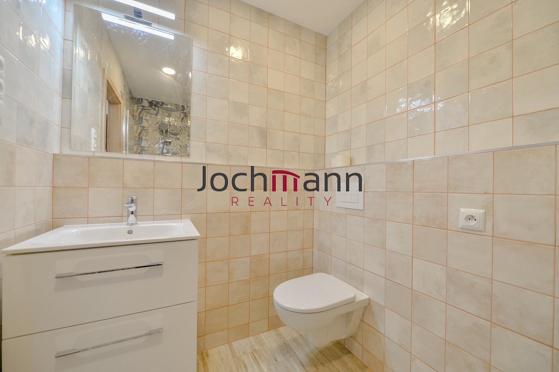 E9BC98BE-3419-4307-8002-29FDAA24F212-2