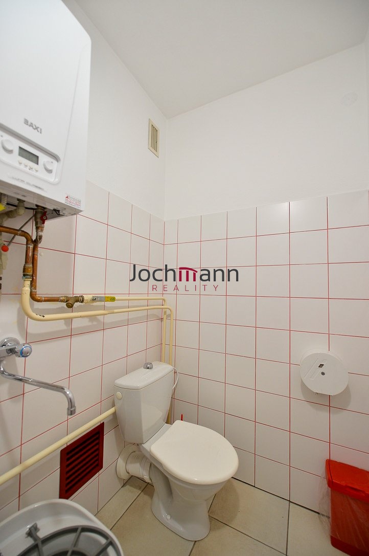 Pronájem kanceláře České Budějovice 12 000 Kč za měsíc, foto 10