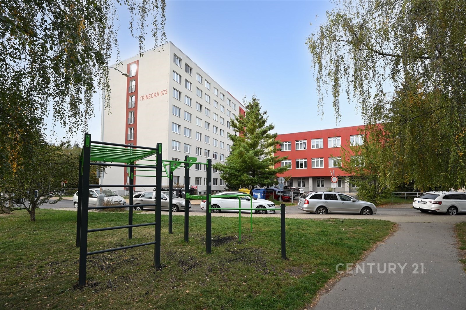Dům