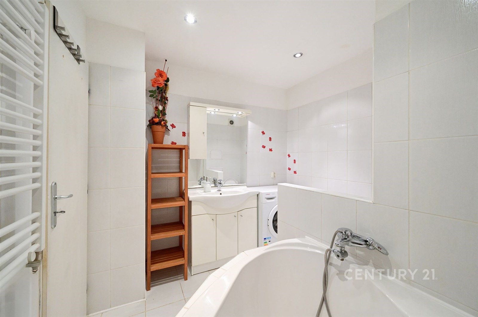 Koupelna s vanou a WC