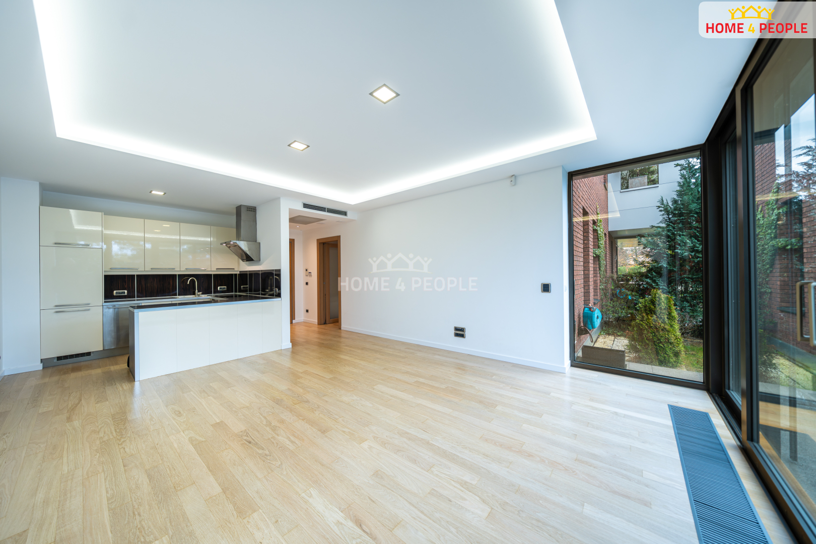 Prodej bytu 2+kk Praha 13 899 000 Kč, foto 1