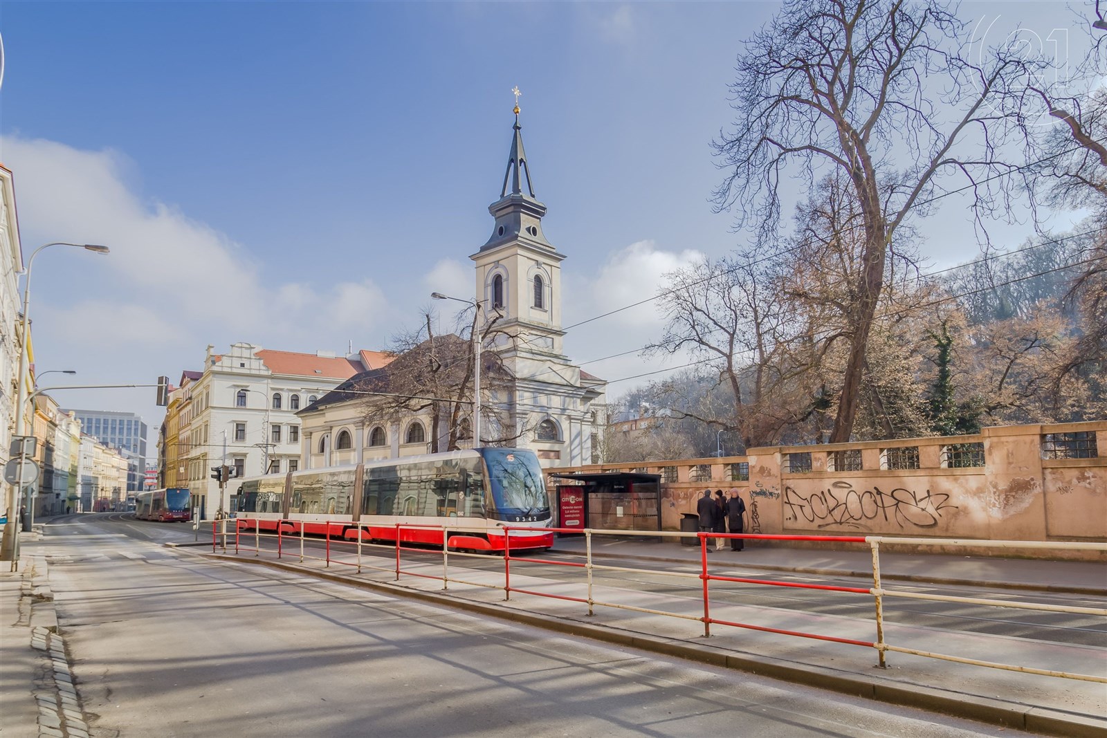 Tramvajová zastávka Bertramka v Plzeňské ulici