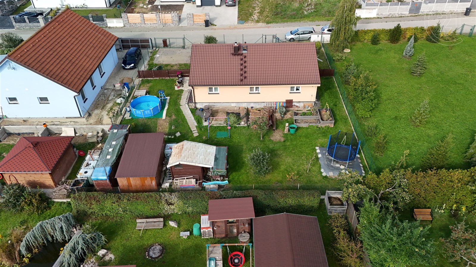 Pohled na dům dronem z JV