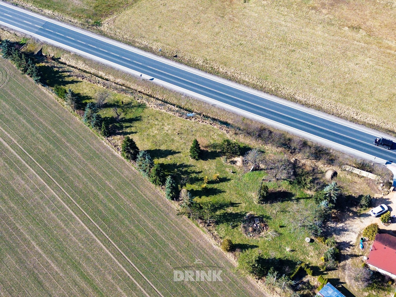 pozemek_obrubce_pronajem_mlada_boleslav (3).jpg