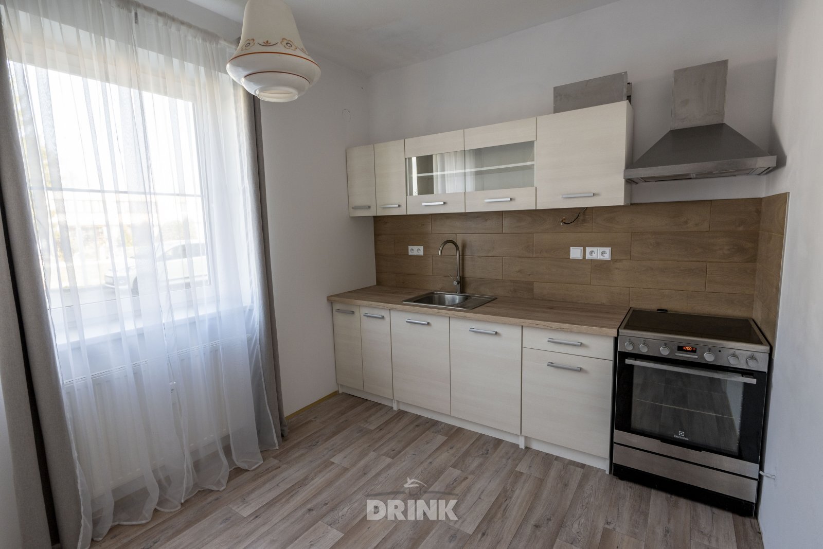 byt_2+1_na_prodej_bela_pod_bezdezem (5).jpg