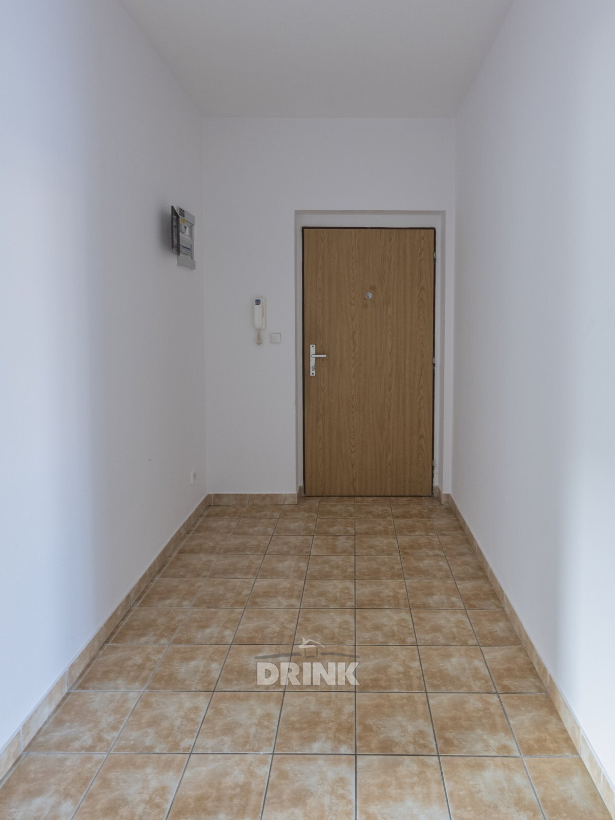 byt_2+1_na_prodej_bela_pod_bezdezem (12).jpg