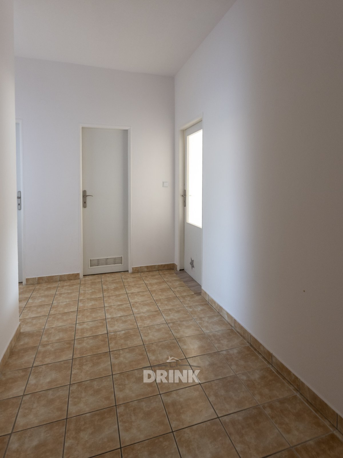 byt_2+1_na_prodej_bela_pod_bezdezem (13).jpg