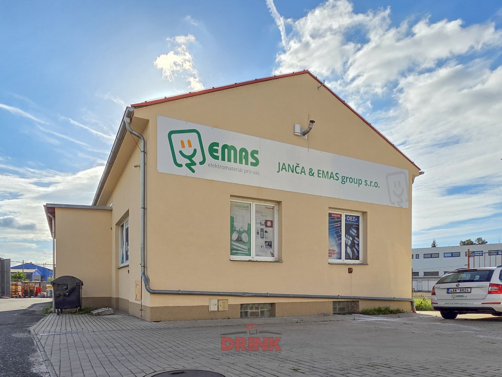 2 komerni_areal_pronajem_mlada_boleslav (21).jpg