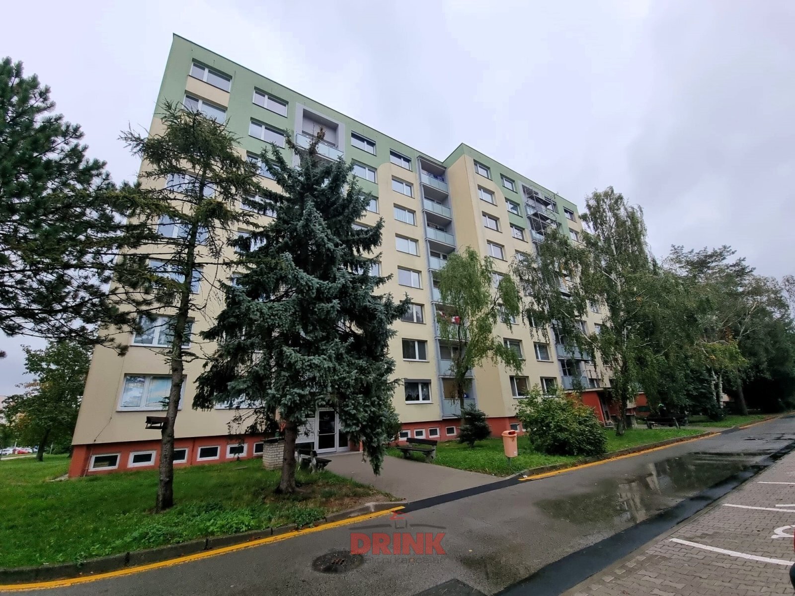 Byt 1+1, MB 17. listopadu