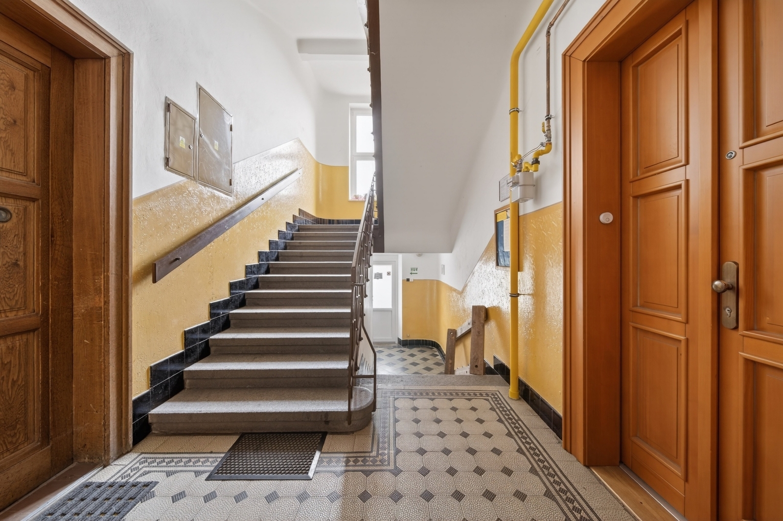 chodba a schodiště