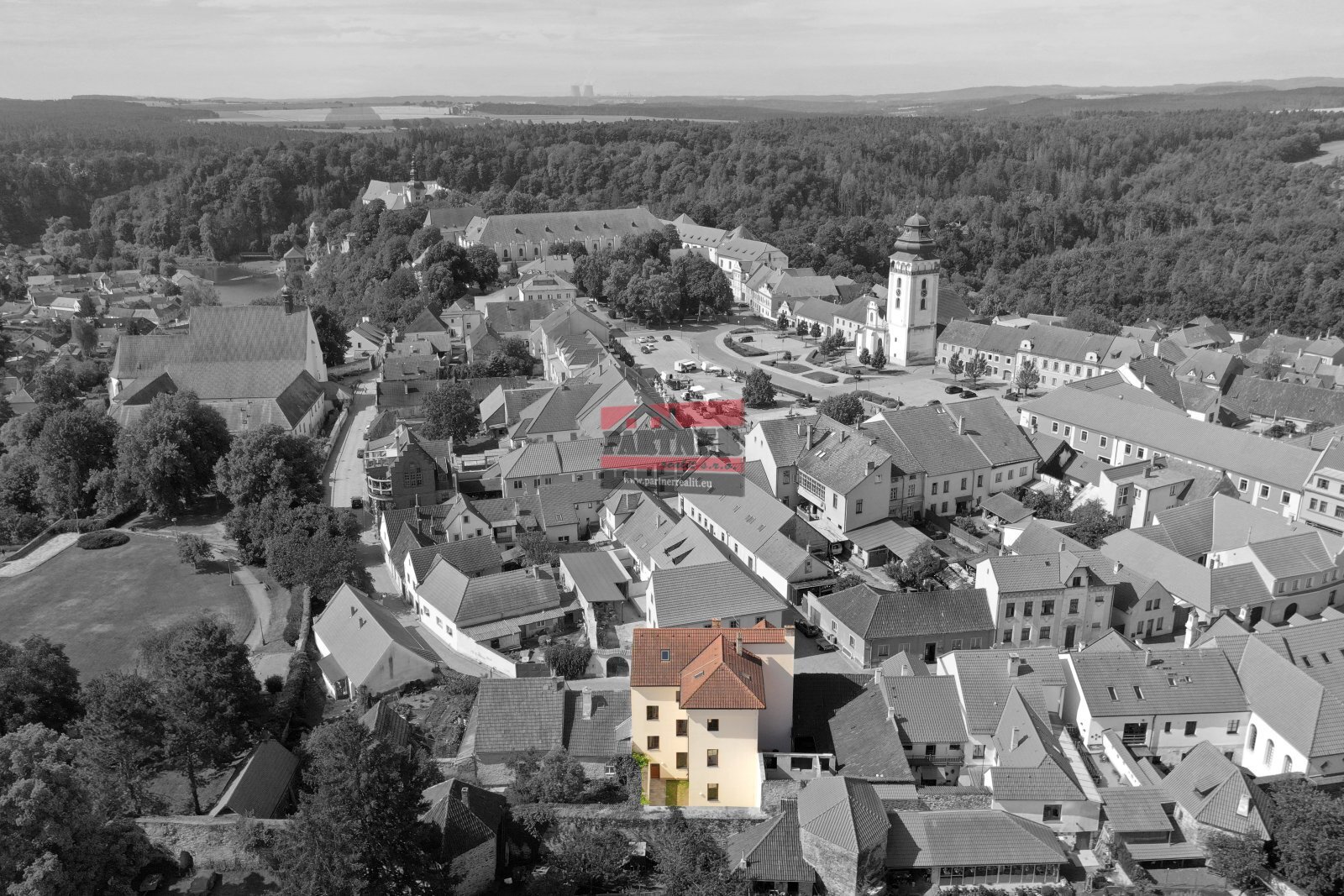 dům