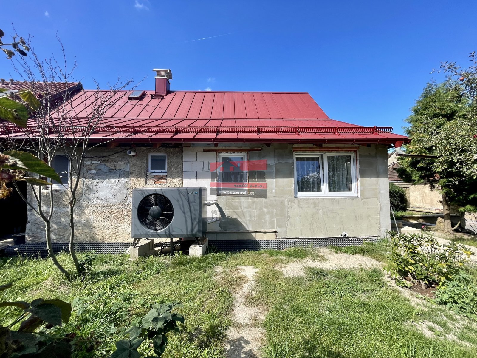 dům - pohled ze zahrady