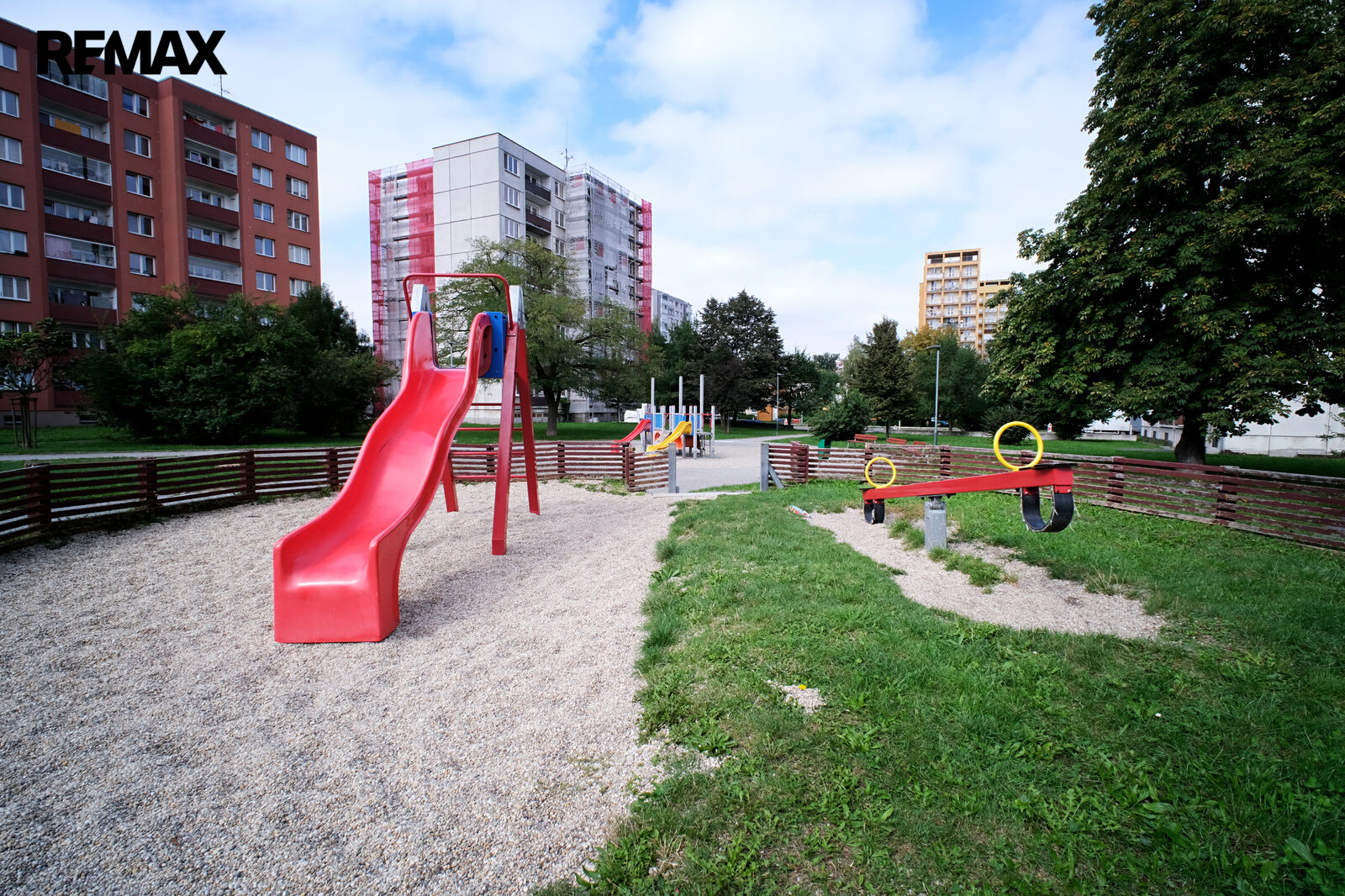 +420 604 191 744 I denisa.myslivcova@re-max.cz