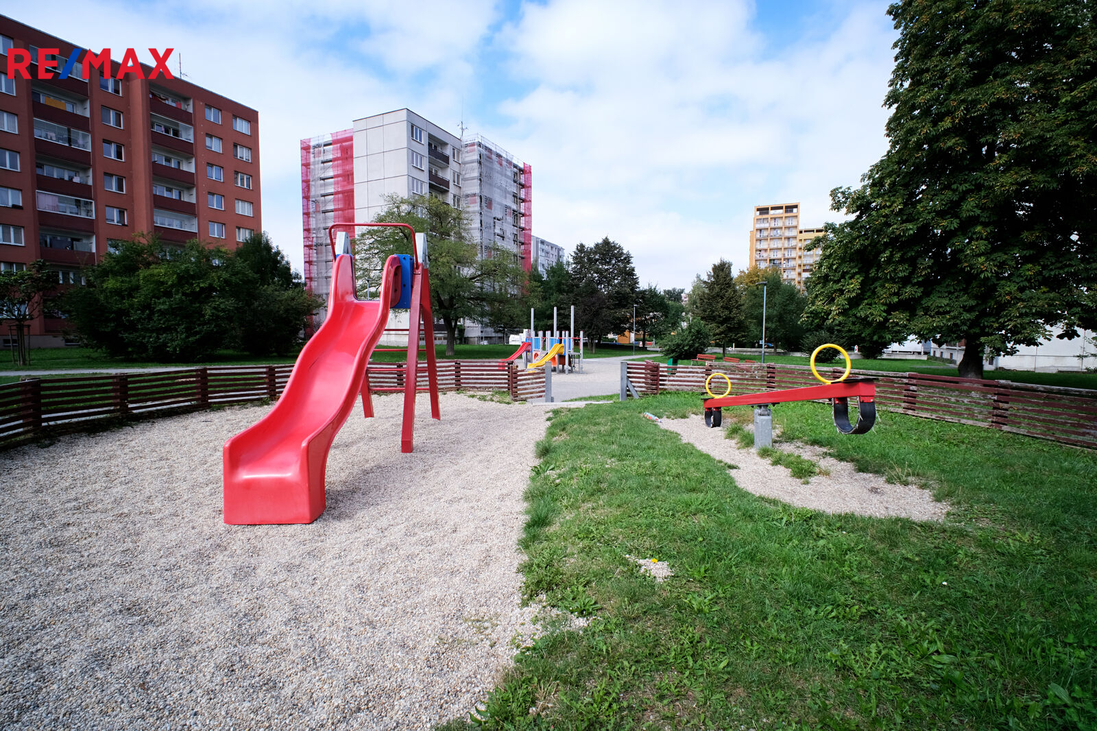 +420 604 191 744 I denisa.myslivcova@re-max.cz