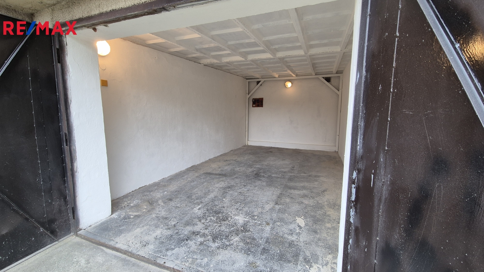 Prodej garáže Valašské Meziříčí 570 000 Kč, foto 2