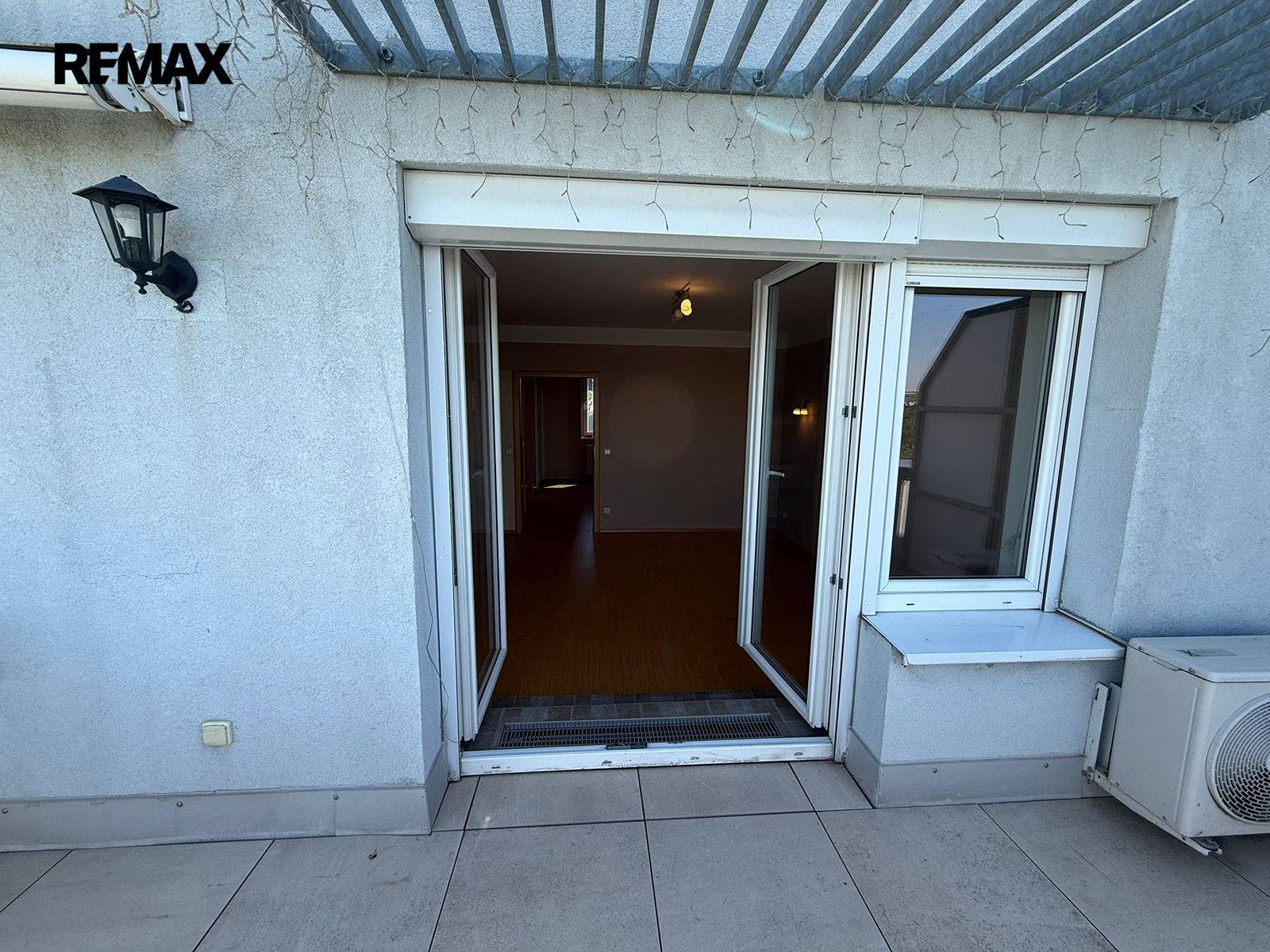 +420 604 191 744 I denisa.myslivcova@re-max.cz