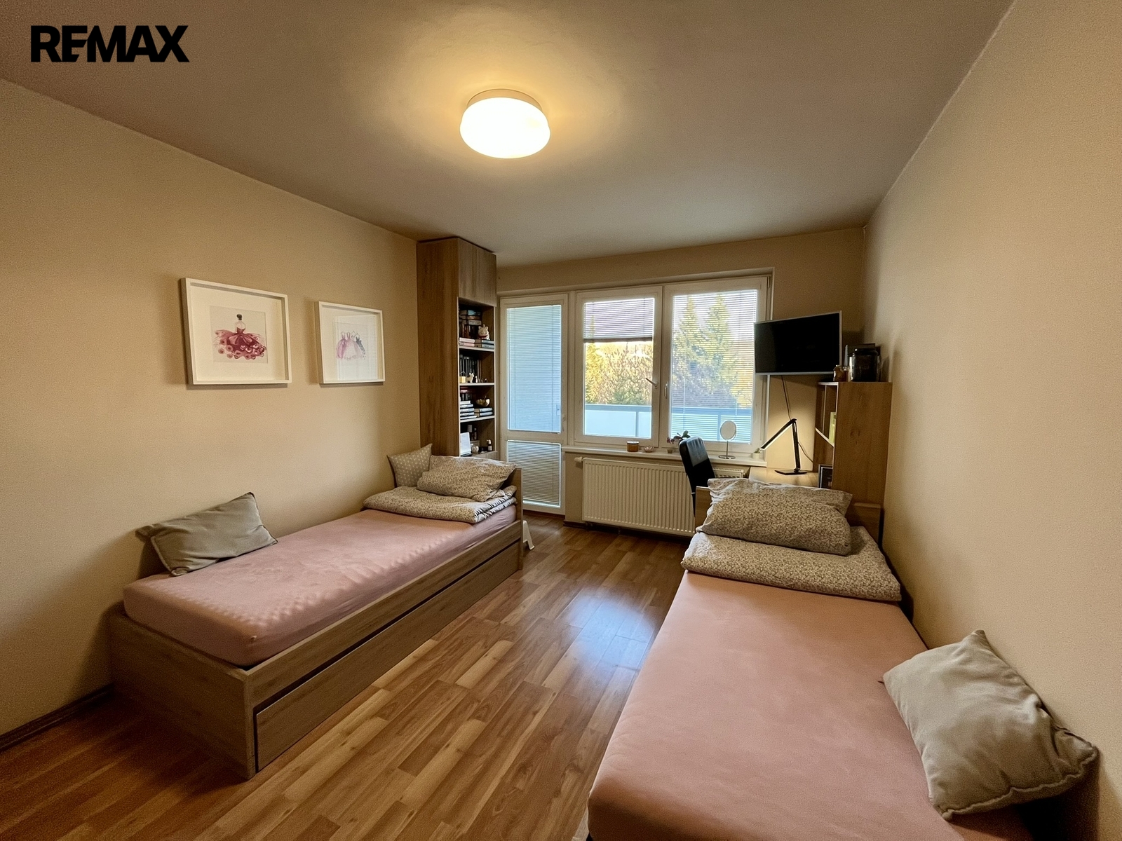 Dětský pokoj s lodžií