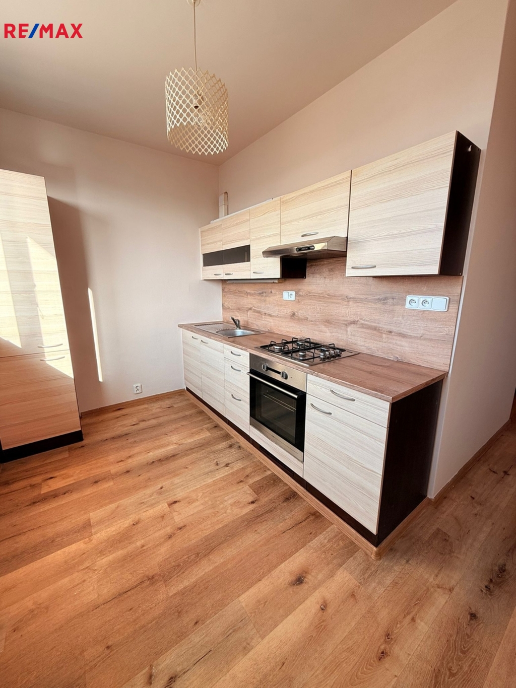 Denisa Myslivcová-604 191 744