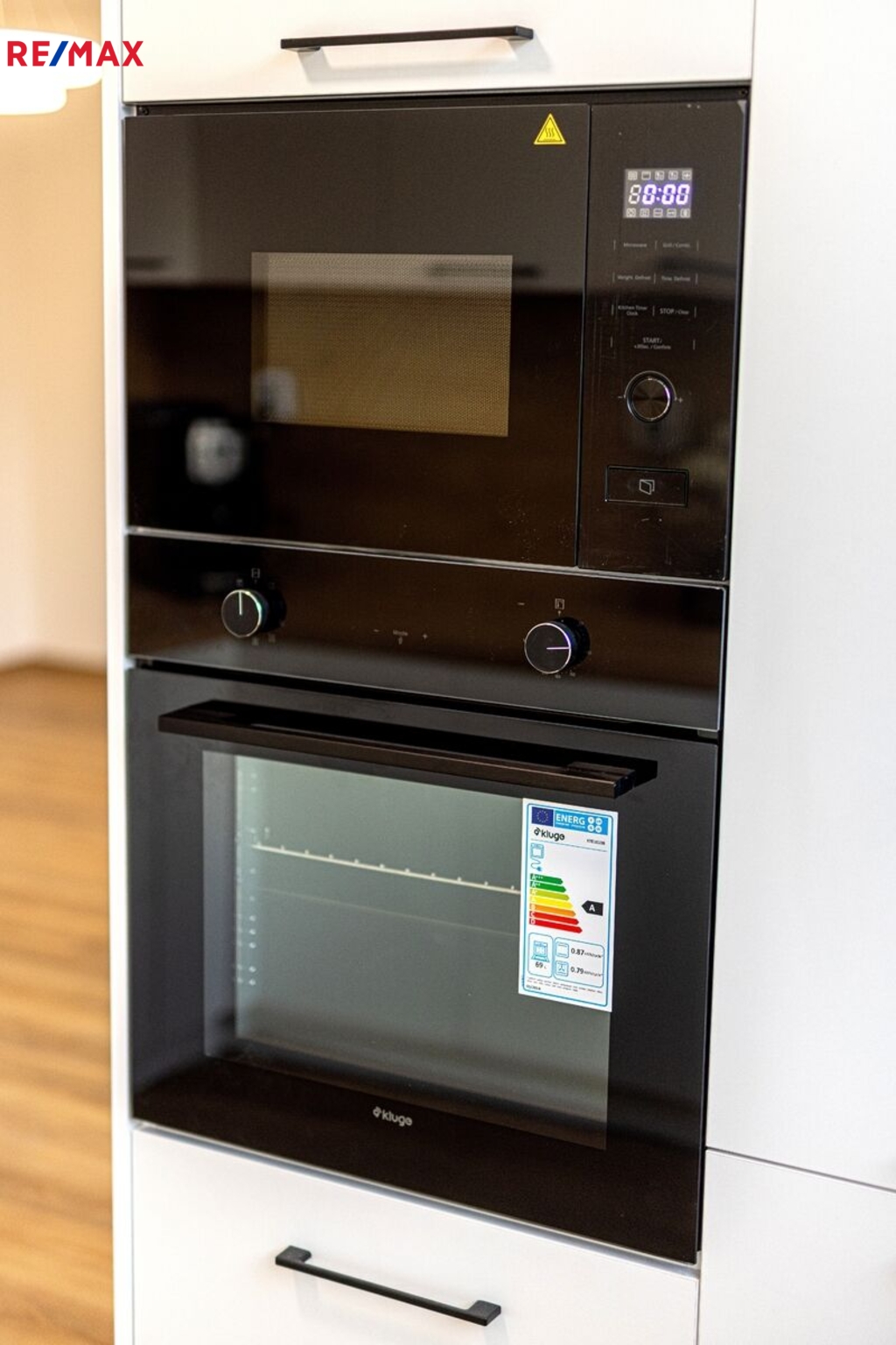 +420 604 191 744 I denisa.myslivcova@re-max.cz