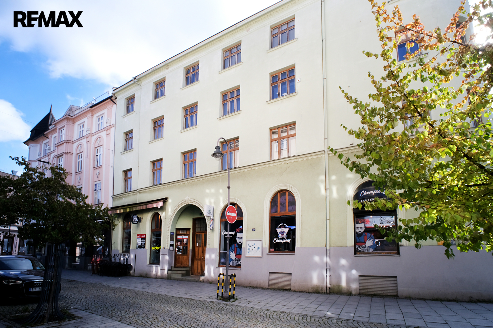 +420 604 191 744 I denisa.myslivcova@re-max.cz