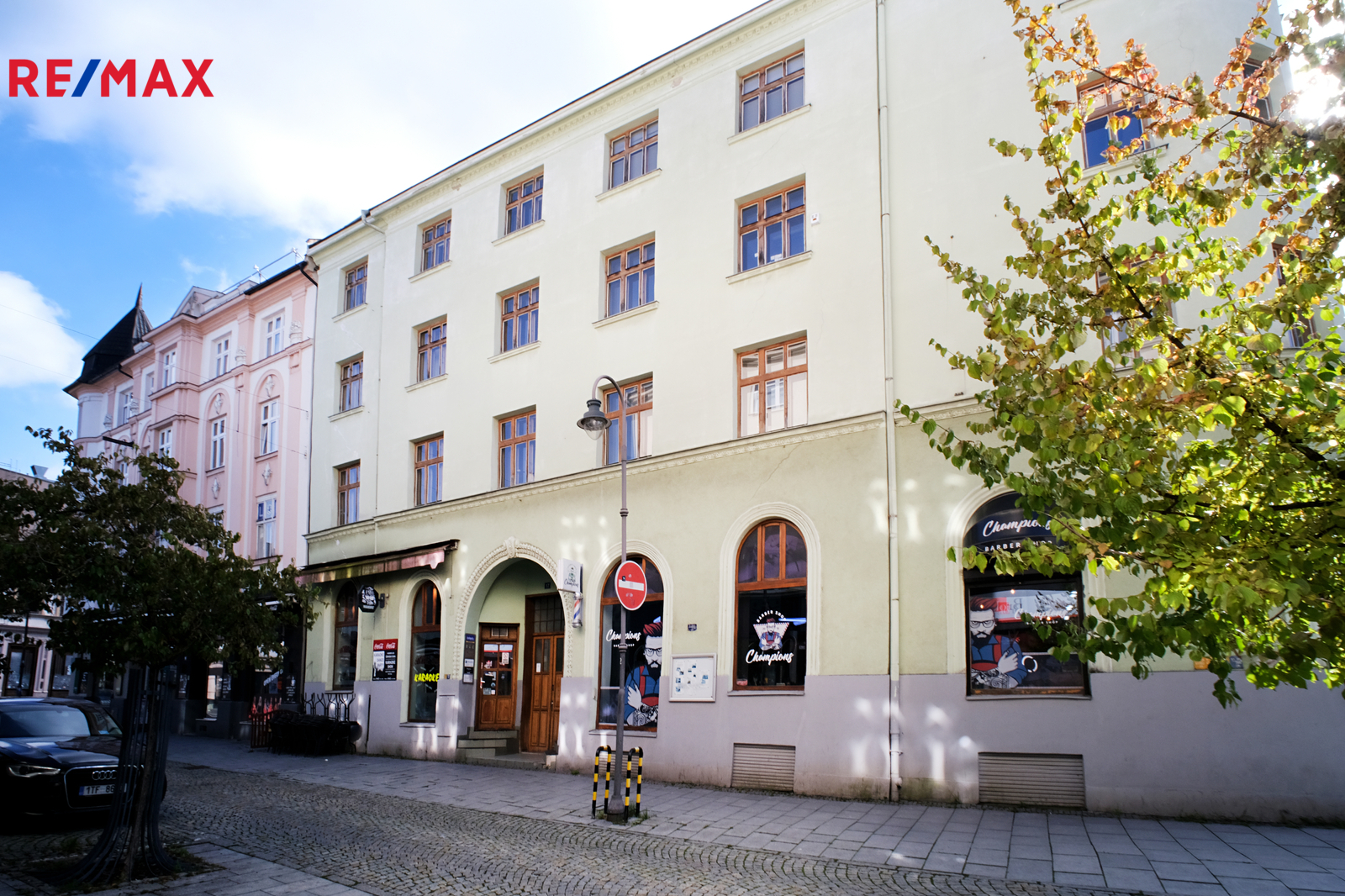 +420 604 191 744 I denisa.myslivcova@re-max.cz