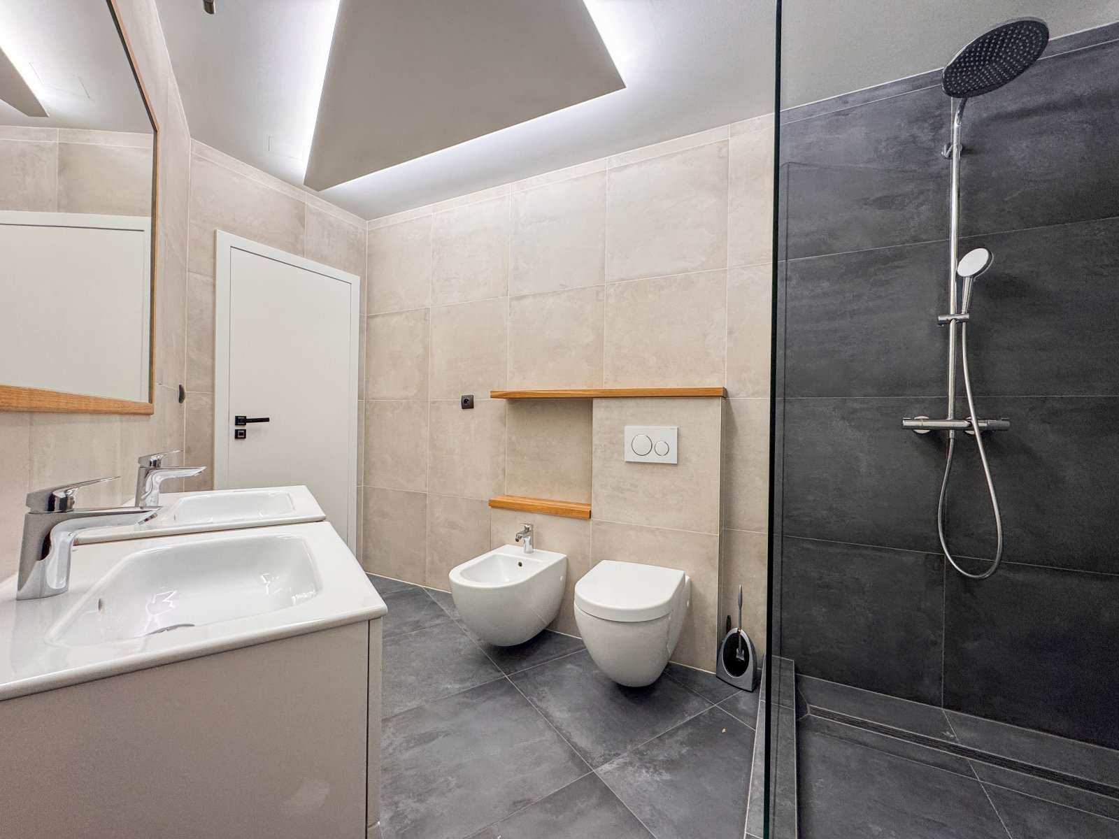 koupelna v přízemí domu