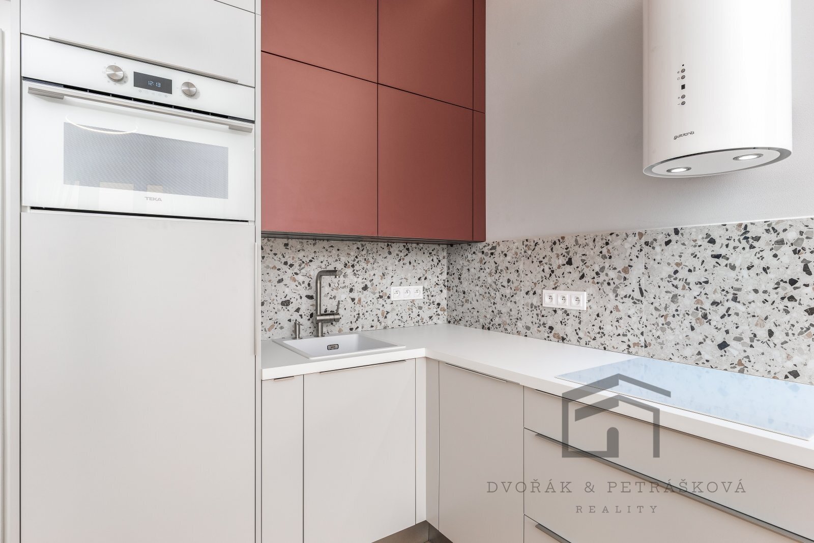 Černokostelecká (14).jpg