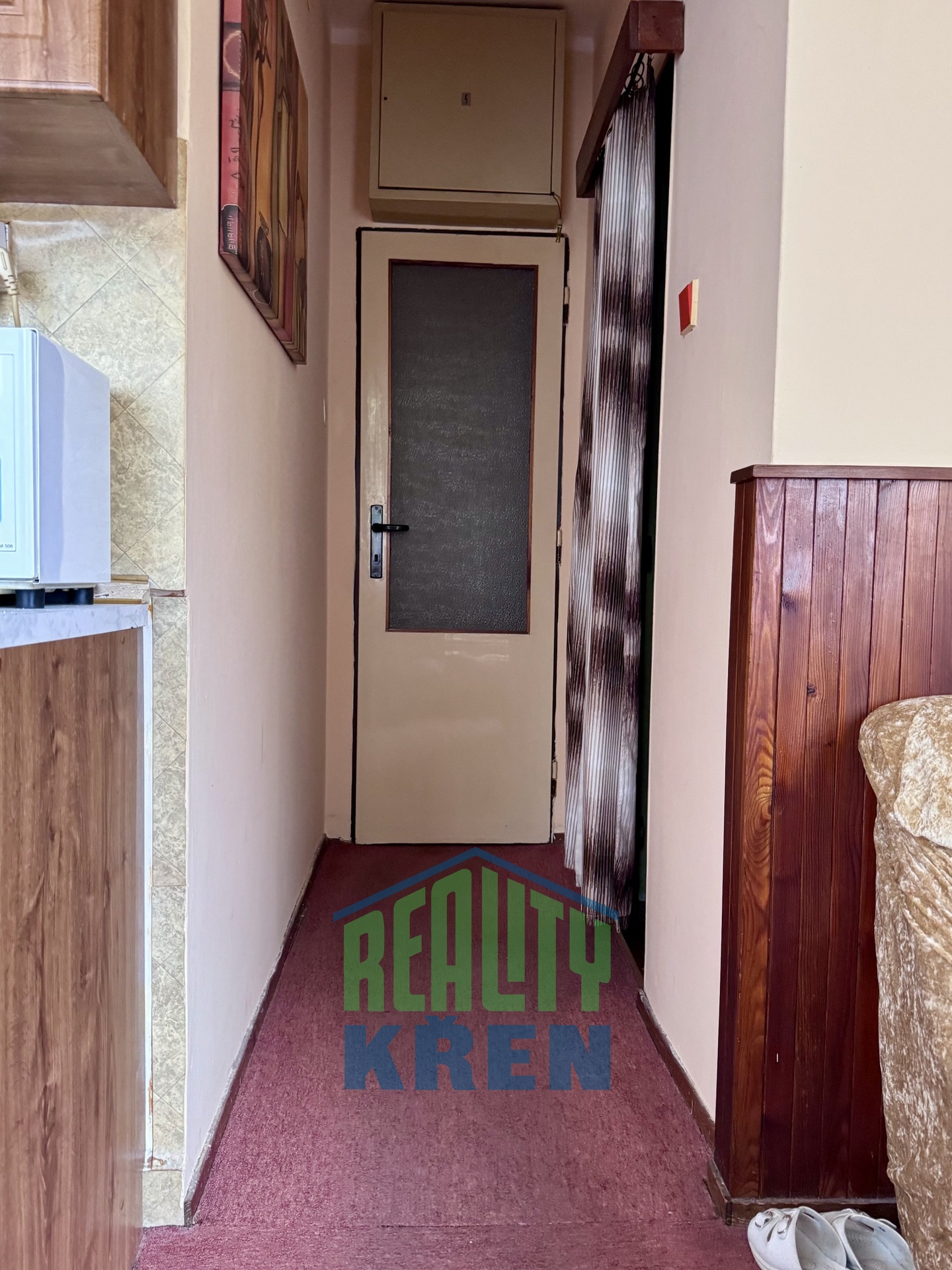 pruchod kuchyne predsin