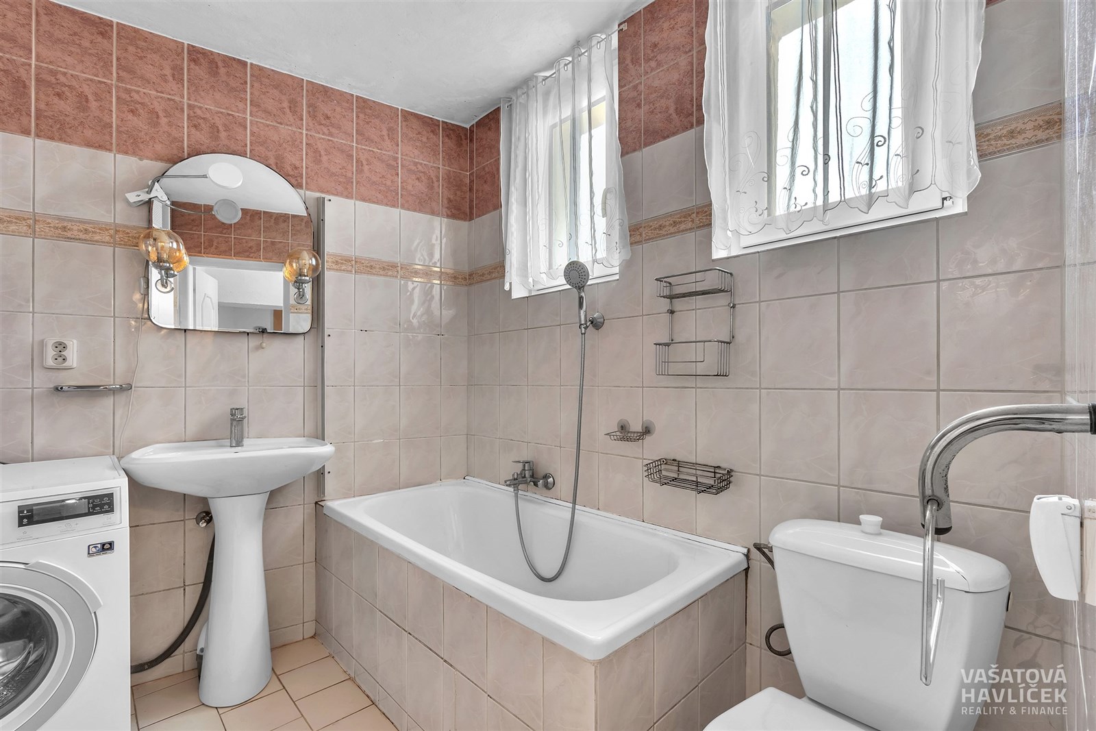 Prodej rodinného domu Sezemice 16 050 000 Kč, foto 19