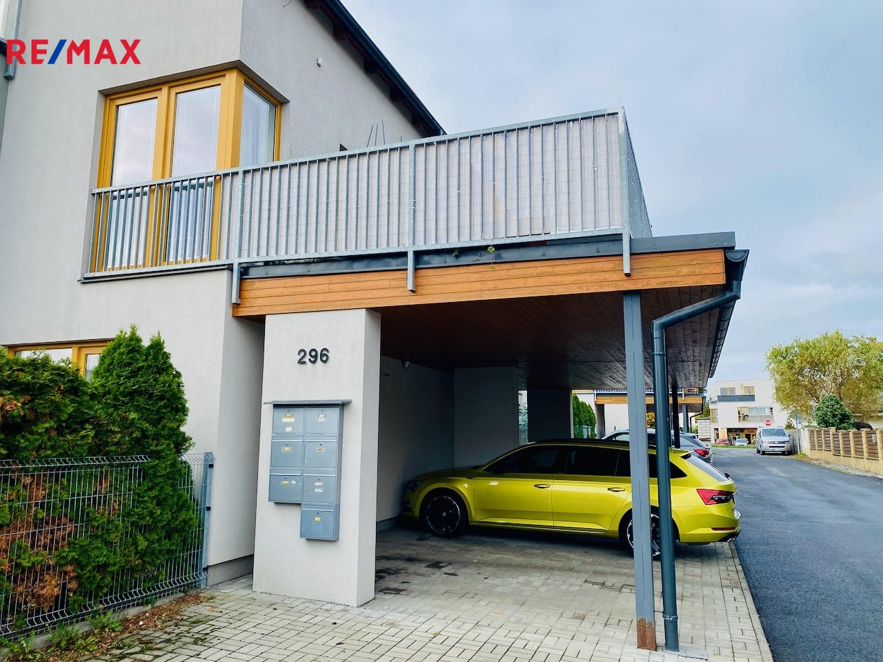 Kryté parkovací stání