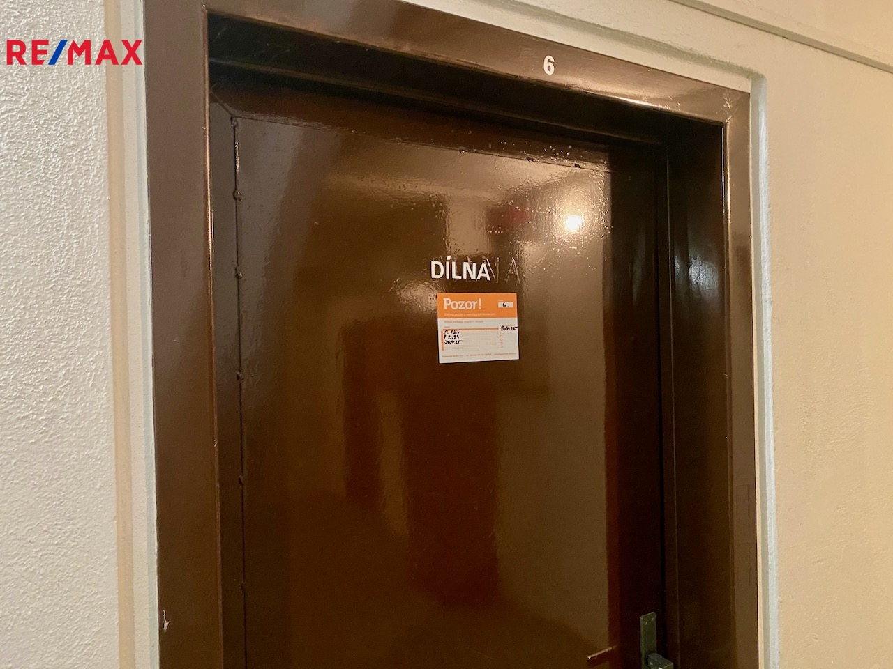 Dílna k dispozici