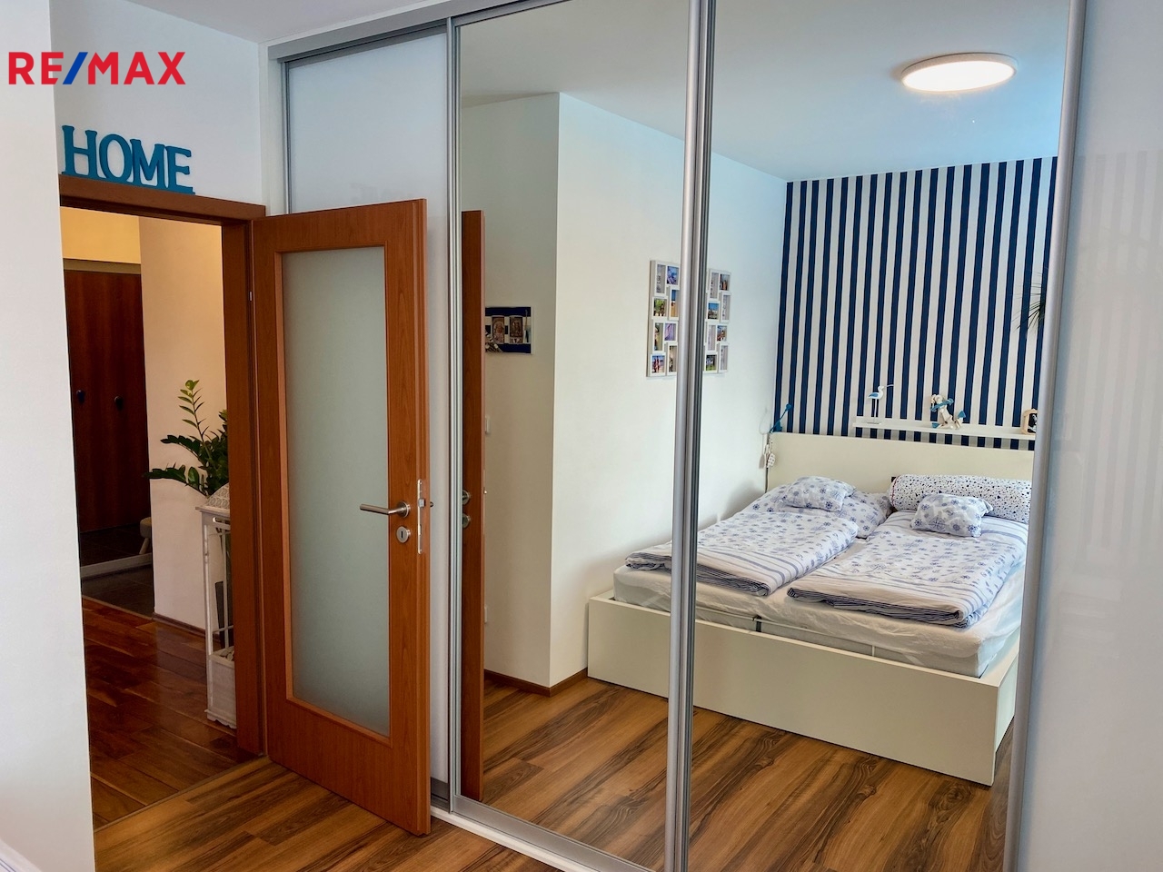 Vestavěné skříně