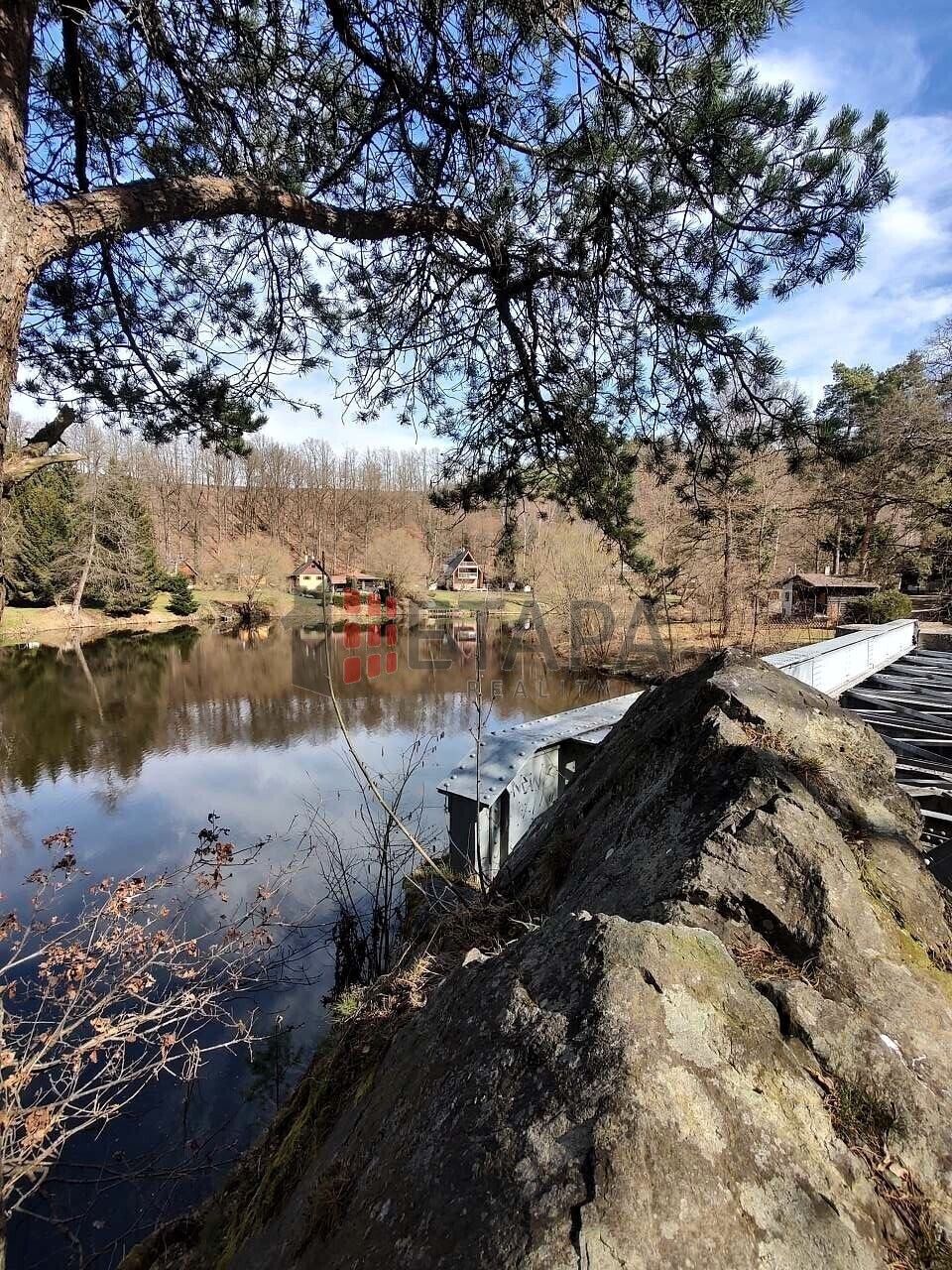 pár kroků od chaty