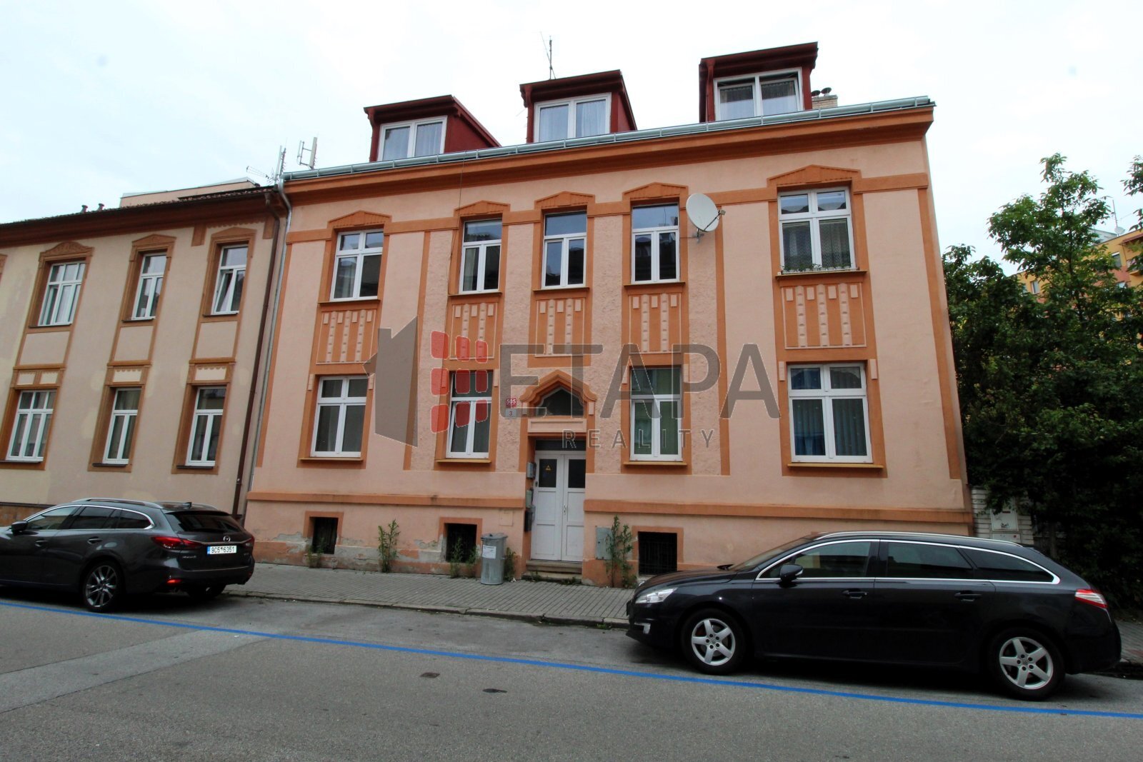dům