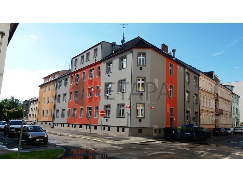 dům