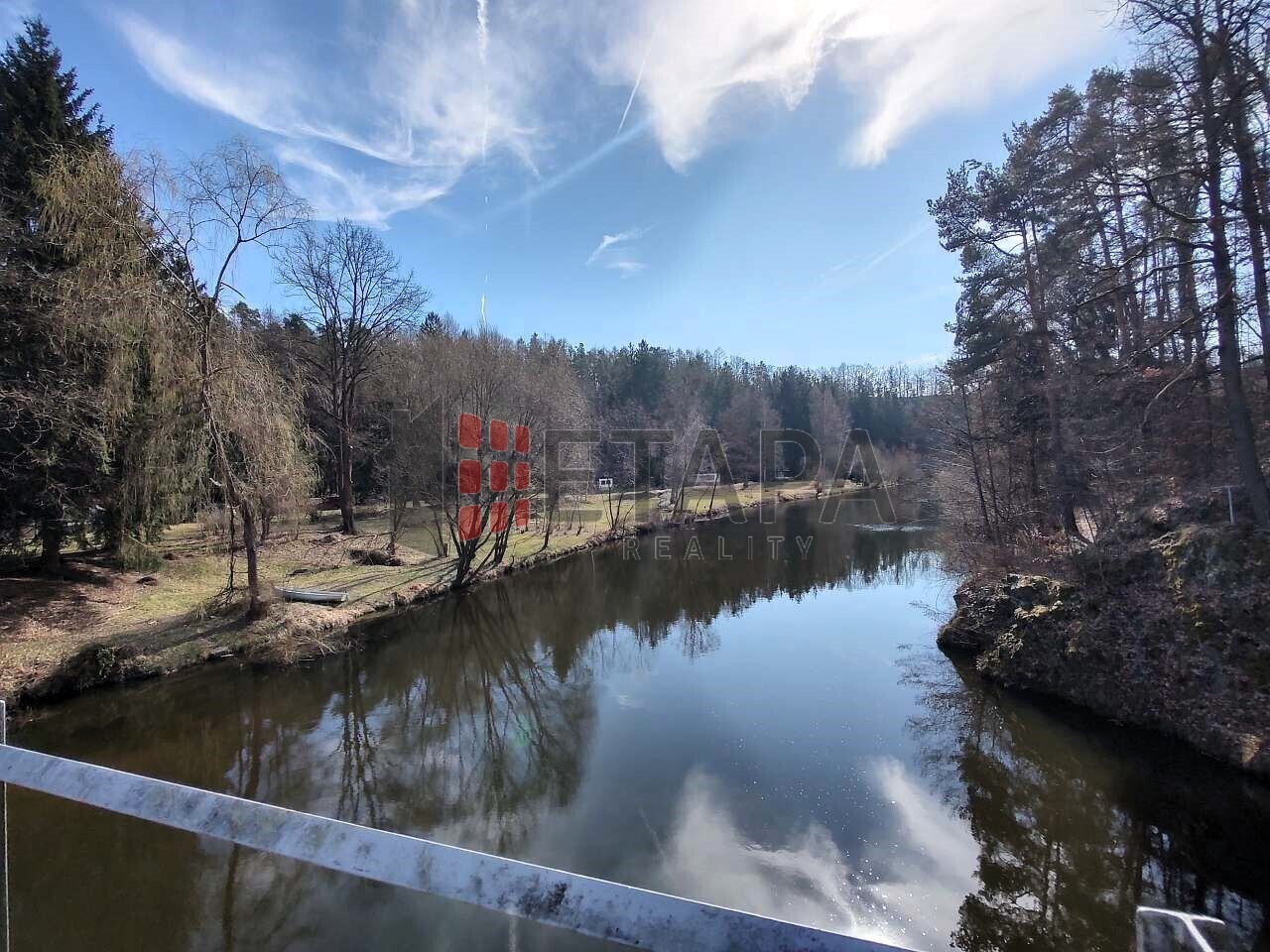 pár kroků od chaty