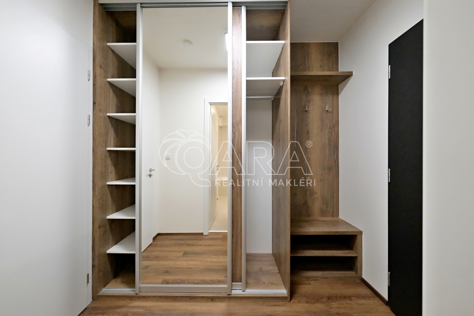 Úložné prostory v předsíni