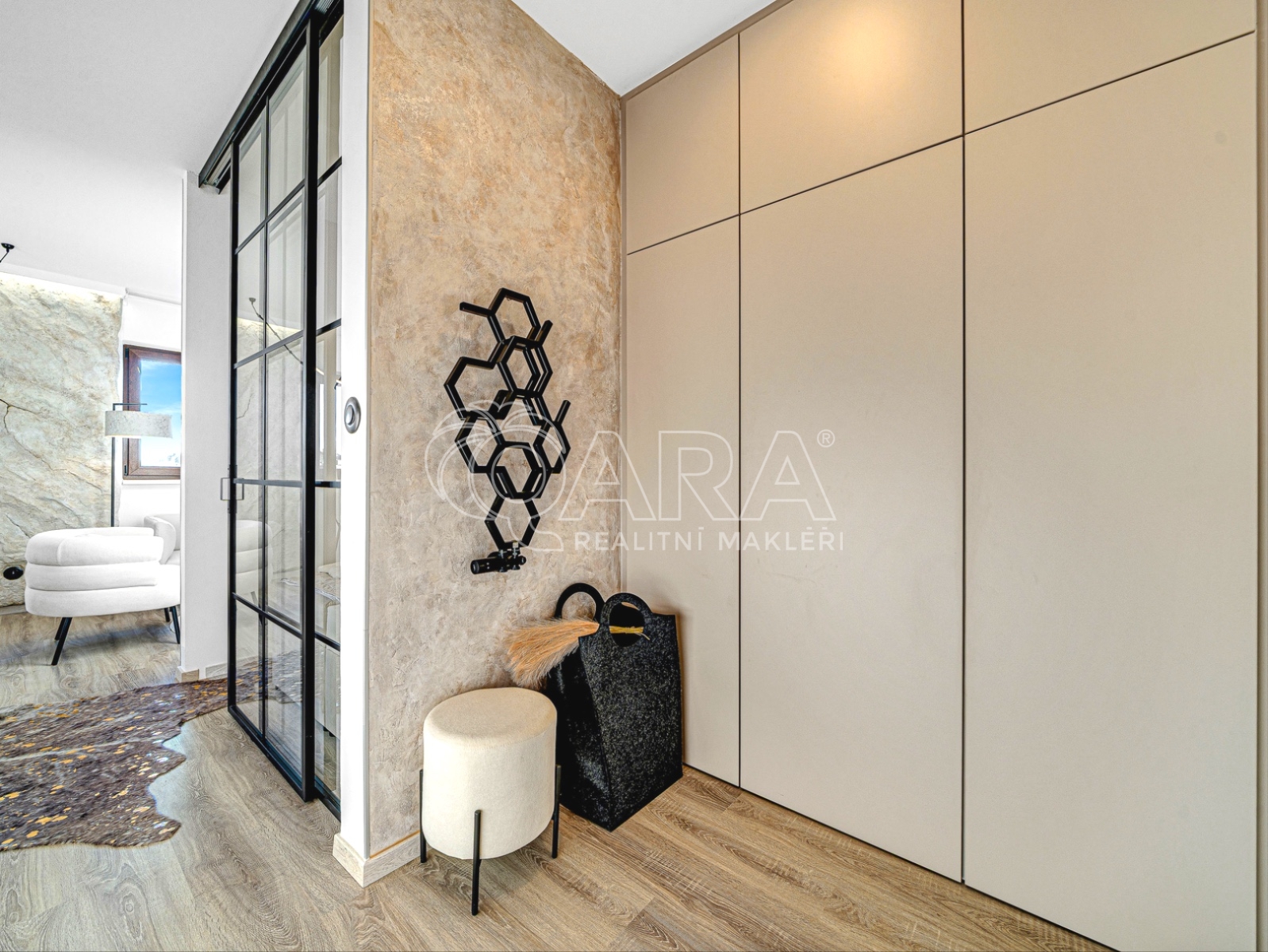 Prodej bytu 1kk Praha Petr Pavel