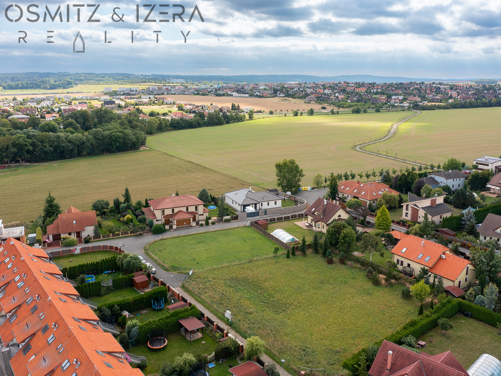 ZDIMĚŘICE 966 m2