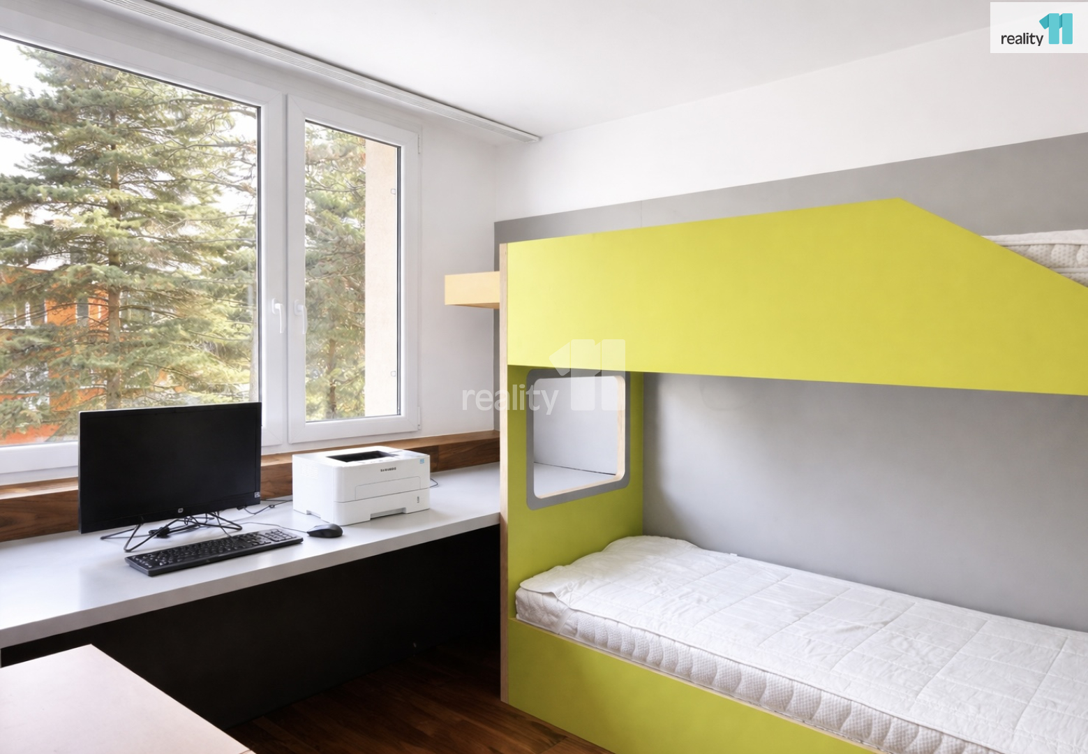 palanda na zakázku z lamina