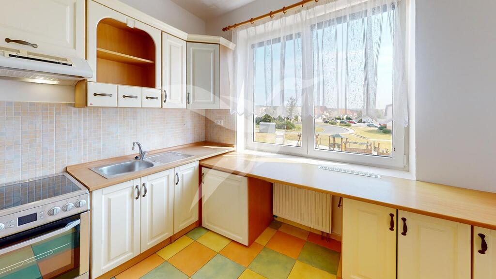Byt-21-Na-Campuli-686Tlucna-Kitchen.jpg